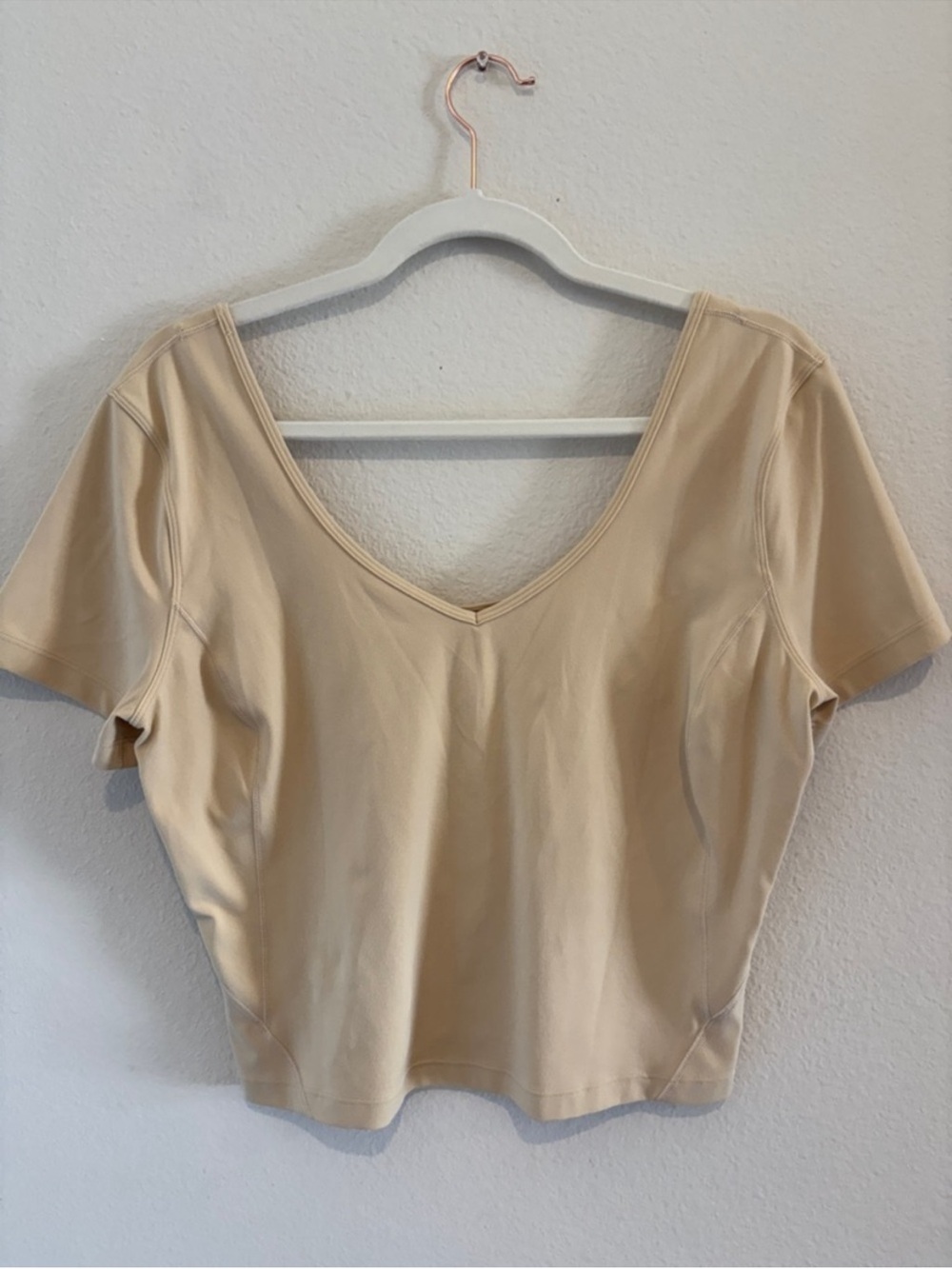 Lululemon Athletica Short
Sleeve Top buttery soft performance fabric